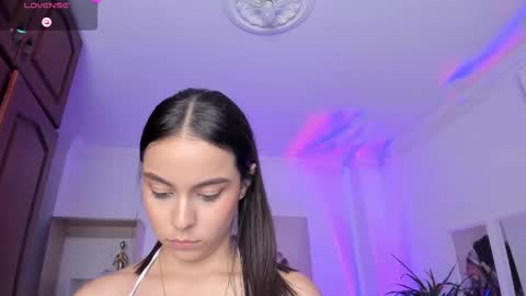 Snapshot of alejaa___ chatting on March 5, 2025, 5:39 pm Alejandra online show from March 5, 2025, 5:39 pm