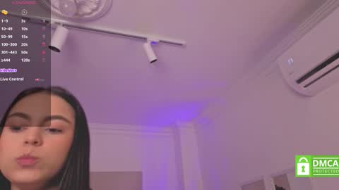 Snapshot of alejaa___ chatting on October 16, 2025, 11:33 am Alejandra online show from October 16, 2025, 11:33 am