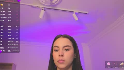 Alejandra online show from June 6, 2026, 11:37 am
