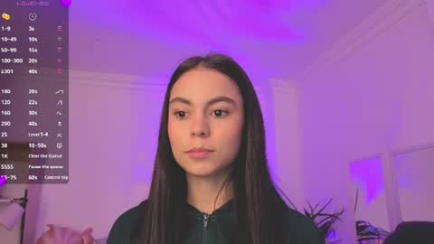 Alejandra online show from June 16, 2026, 11:24 am