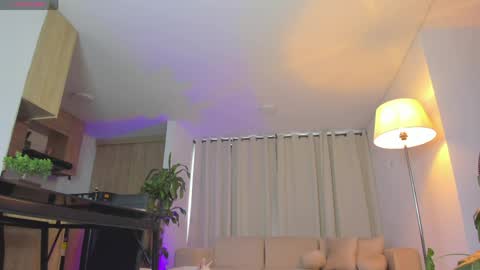 Snapshot of alejaevangeline chatting on June 1, 2026, 9:38 pm A L E J A N D R A online show from June 1, 2026, 9:38 pm