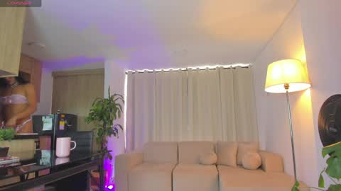 Snapshot of alejaevangeline chatting on June 3, 2026, 2:33 pm A L E J A N D R A online show from June 3, 2026, 2:33 pm