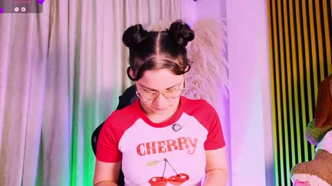 Snapshot of alejagarcia_ chatting on June 4, 2026, 11:00 pm CUTE ALEJA online show from June 4, 2026, 11:00 pm