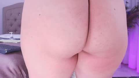 Alejandra online show from January 16, 2026, 12:14 am