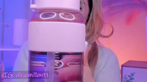 Snapshot of alejamillan1 chatting on June 5, 2026, 4:08 am night GTM -5 online show from June 5, 2026, 4:08 am