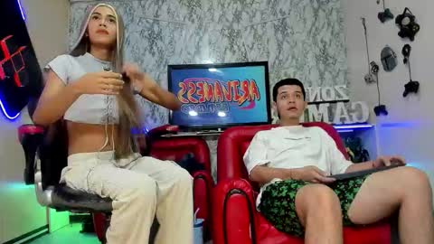 Alejandra and James online show from March 10, 2026, 11:37 am