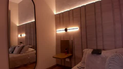 alejandra_marin_ online show from May 23, 2026, 1:22 am