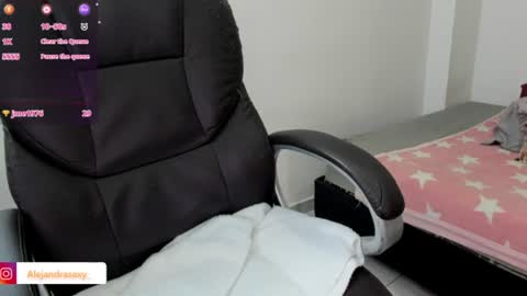 alejandra online show from July 9, 2026, 6:12 pm