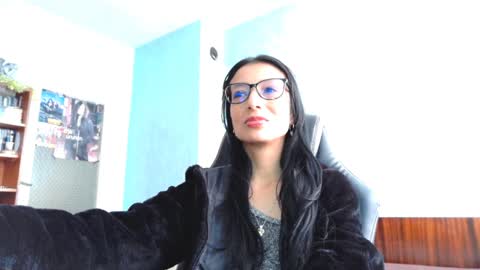 Snapshot of alejandracherry_ chatting on December 16, 2024, 11:44 am Alejandra online show from December 16, 2024, 11:44 am