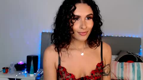 Danna Ray online show from October 31, 2025, 8:54 pm