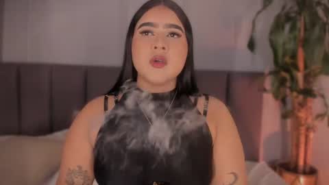 Alejandra online show from July 4, 2026, 7:31 pm