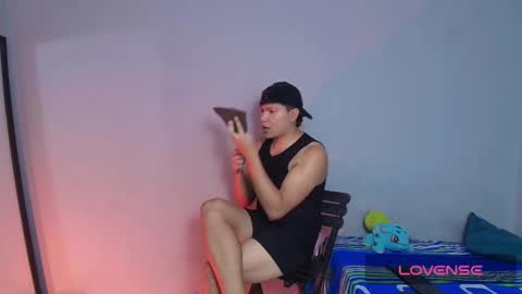 Alejandro G online show from November 8, 2025, 12:16 pm