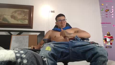 Snapshot of alejandrocock23 chatting on May 28, 2026, 10:40 pm alejandrocock online show from May 28, 2026, 10:40 pm