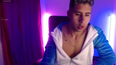 Snapshot of alejandrojf_00 chatting on January 1, 2025, 4:18 am Daiki jack online show from January 1, 2025, 4:18 am