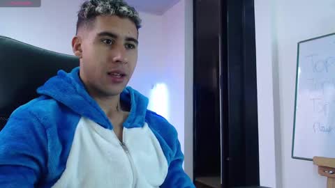 Snapshot of alejandrojf_00 chatting on January 4, 2025, 5:58 pm Daiki jack online show from January 4, 2025, 5:58 pm