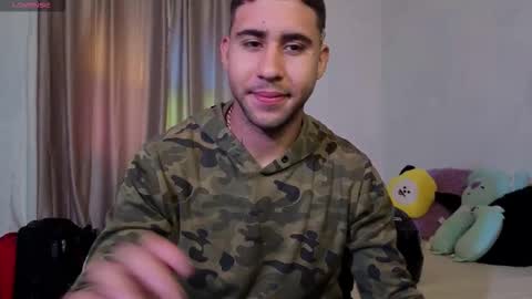 Snapshot of alejandrojf_00 chatting on October 21, 2025, 1:34 pm Daiki jack online show from October 21, 2025, 1:34 pm