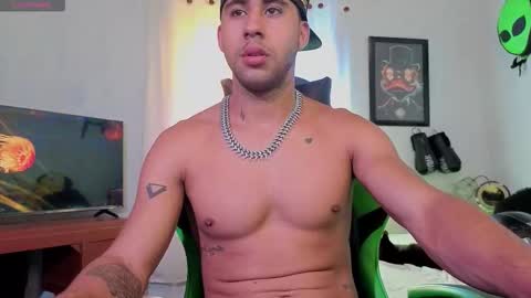 Snapshot of alejandrojf_00 chatting on November 17, 2025, 1:50 pm Daiki jack online show from November 17, 2025, 1:50 pm