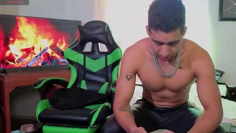 Snapshot of alejandrojf_00 chatting on November 21, 2025, 2:16 pm Daiki jack online show from November 21, 2025, 2:16 pm