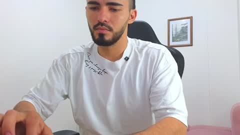 Snapshot of alejandroo_7 chatting on January 30, 2025, 9:47 pm alejandroo_7 online show from January 30, 2025, 9:47 pm