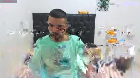 Snapshot of alejandroo_7 chatting on April 24, 2026, 8:33 pm alejandroo_7 online show from April 24, 2026, 8:33 pm