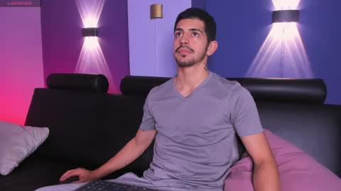 Snapshot of alejandrostorm chatting on June 1, 2026, 11:45 am Alejo online show from June 1, 2026, 11:45 am