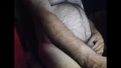 alejito16 online show from November 21, 2025, 4:33 am