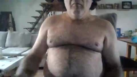 alejito16 online show from April 28, 2026, 1:05 pm