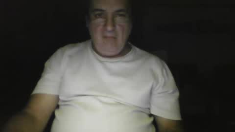 alejito16 online show from May 1, 2026, 3:00 am