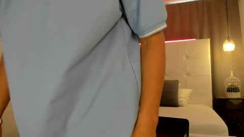 alejo_exotic online show from May 10, 2026, 1:05 pm
