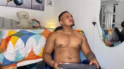 Snapshot of alejo_gero1712 chatting on September 9, 2025, 2:44 am Alejo online show from September 9, 2025, 2:44 am