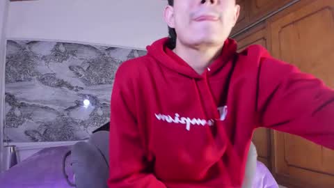 alejo_gray1 online show from November 20, 2025, 7:13 pm