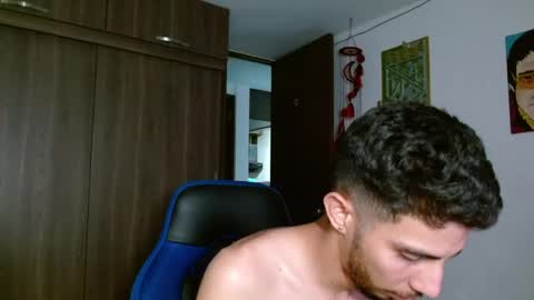 Snapshot of alejo_hot23 chatting on May 26, 2026, 1:45 am David online show from May 26, 2026, 1:45 am