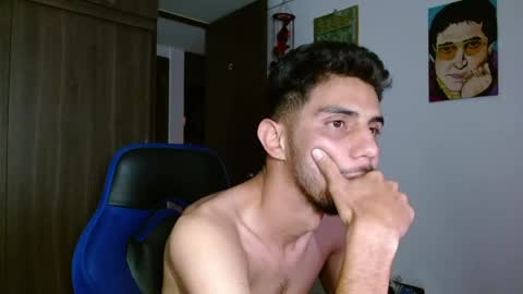 Snapshot of alejo_hot23 chatting on May 26, 2026, 11:45 pm David online show from May 26, 2026, 11:45 pm