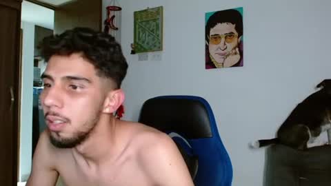 Snapshot of alejo_hot23 chatting on June 16, 2026, 1:41 am David online show from June 16, 2026, 1:41 am