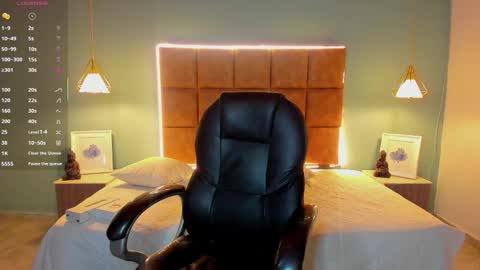 ALejoo Saenz online show from September 24, 2025, 2:37 am