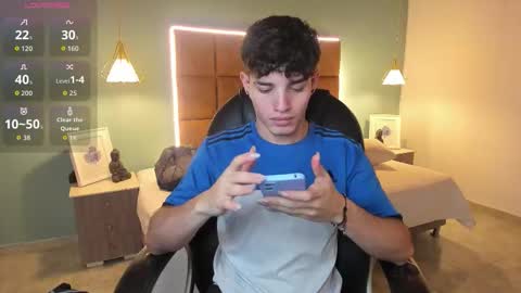 ALejoo Saenz online show from November 24, 2025, 1:27 am