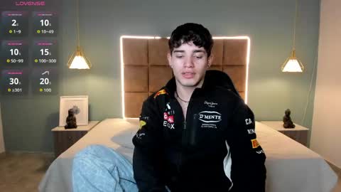 ALejoo Saenz online show from May 10, 2026, 5:23 am