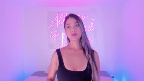 Snapshot of aleksandra_miller chatting on November 17, 2025, 4:40 am Aleksandra online show from November 17, 2025, 4:40 am