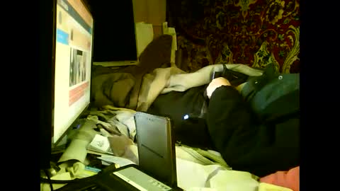 alekss4 online show from March 4, 2025, 12:22 pm