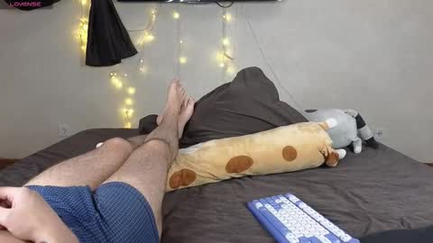 Alena online show from November 22, 2025, 6:40 pm