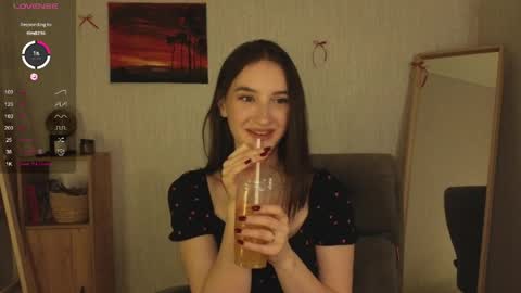 Alena online show from March 17, 2026, 1:25 pm