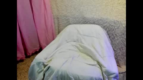 Luly online show from September 9, 2025, 11:48 pm