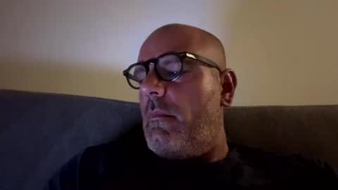 Snapshot of alesao80 chatting on August 3, 2026, 12:42 am Ale online show from August 3, 2026, 12:42 am