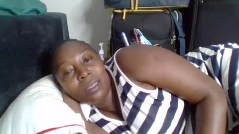 Noreen Kennth and Emilly online show from November 10, 2025, 9:25 pm