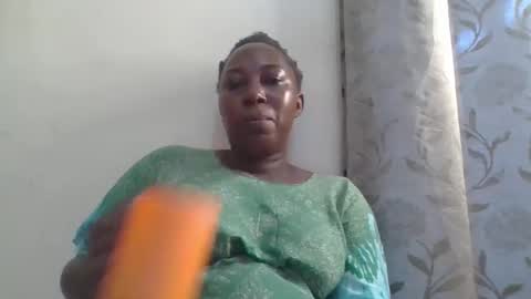 Snapshot of alesha_ chatting on May 3, 2026, 5:35 am Noreen Kennth and Emilly online show from May 3, 2026, 5:35 am