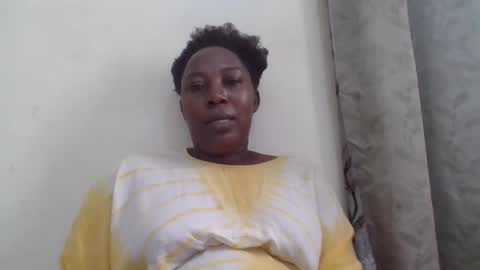 Snapshot of alesha_ chatting on May 11, 2026, 4:37 pm Noreen Kennth and Emilly online show from May 11, 2026, 4:37 pm