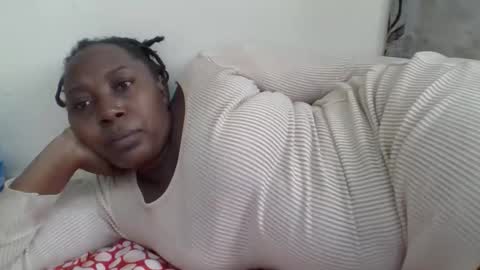 Snapshot of alesha_ chatting on May 26, 2026, 6:04 pm Noreen Kennth and Emilly online show from May 26, 2026, 6:04 pm