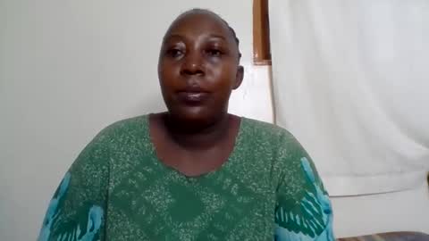 Snapshot of alesha_ chatting on June 7, 2026, 4:49 am Noreen Kennth and Emilly online show from June 7, 2026, 4:49 am