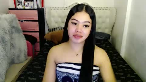 alesha_vibe_me online show from November 14, 2025, 8:40 pm