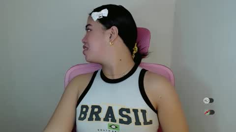 Snapshot of alesha_vibe_me chatting on May 2, 2026, 2:00 pm alesha_vibe_me online show from May 2, 2026, 2:00 pm